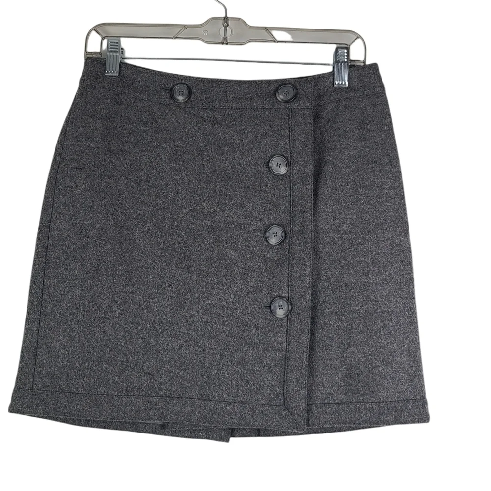 Loft Gray‎ Wool Blend Short Skirt Button Down Size 2